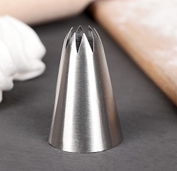 Насадка для кондитерского мешка d=3,5 см "Закрытая звезда" 8 лучей